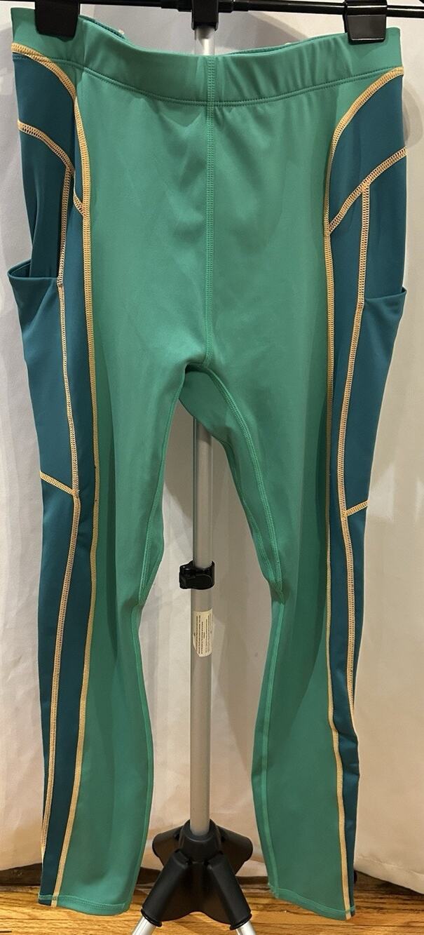 NWT Fabletics Green High-Waisted Motion 365+ Pocket 7/8 Leggings size S